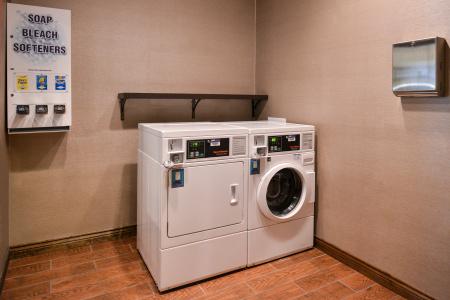 Holiday Inn Expresss & Suites West, An Ihg - 30