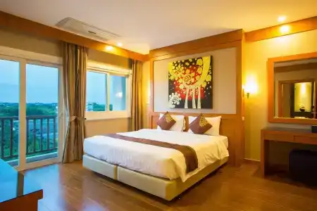 Romantic Khon Kaen - 29