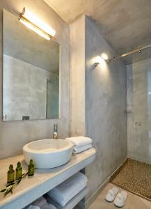 Aperanto Suites - 50