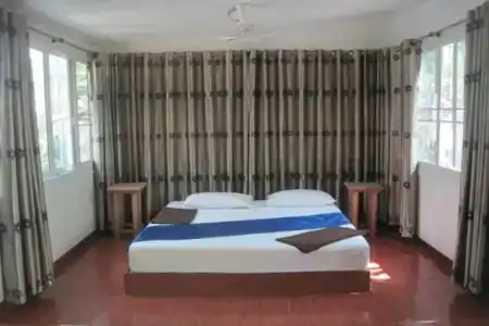 Jj Beach Resort & Jj Seafood - 1