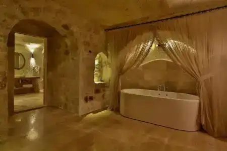 Acropolis Cave Suite - 88