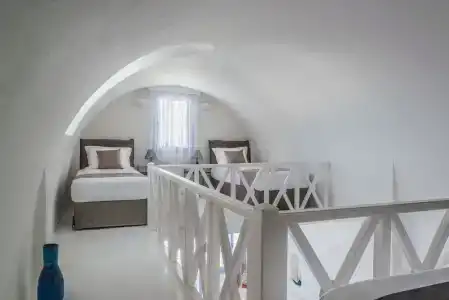 Black Diamond Suites - 14