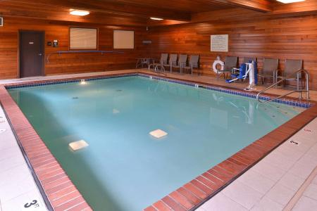 Hampton Inn Portland East - 14