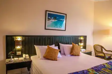 Palm Beach Resort Families and Couples only - 39