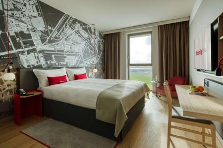 IntercityAmsterdam Airport - 50