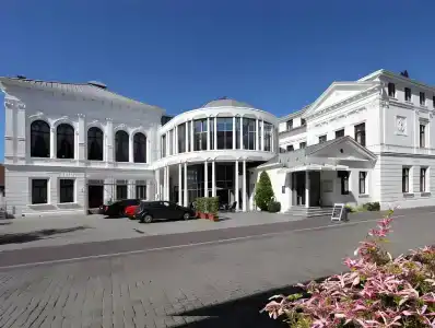 Am Schloss Aurich - 4
