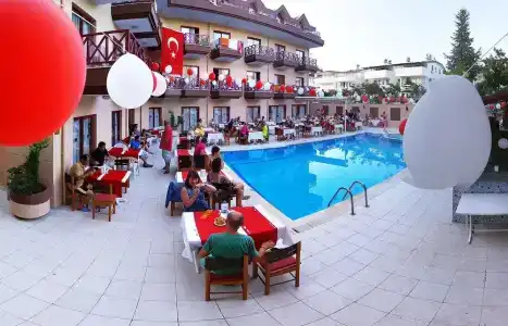 Club Beach Park - 10