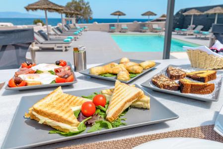 En Plo Boutique Suites Oia Santorini - 11