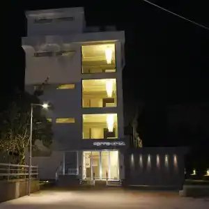 FerroHotel - 0