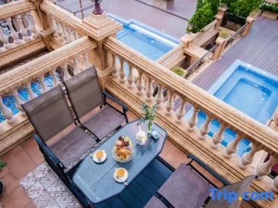 Anik Palace - 35