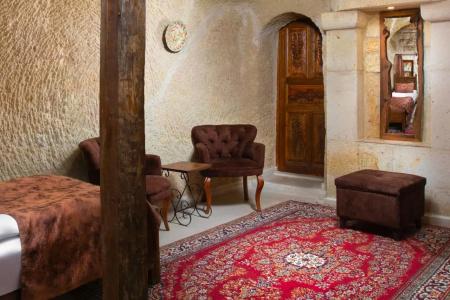 Romantic Cave - 18
