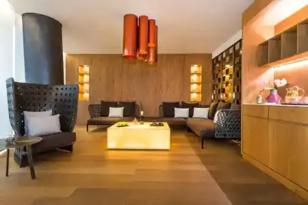 Maritim Plaza Tirana - 18