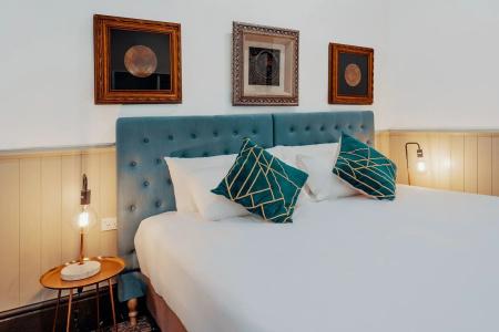 Cremorne Point Manor - 1
