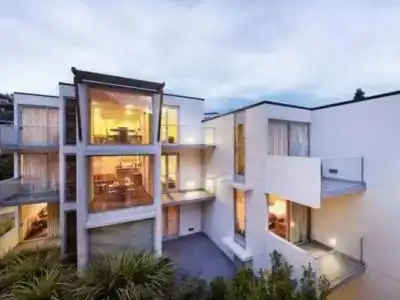 Scenic Suites - 50