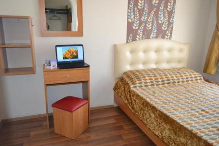 Second Home Hostel - 33
