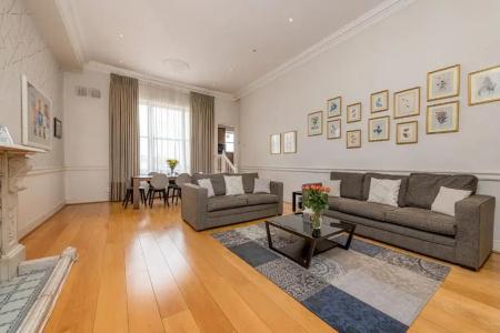 Queensgate Court - 259