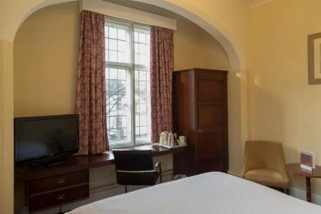Best Western Plough & Harrow - 65