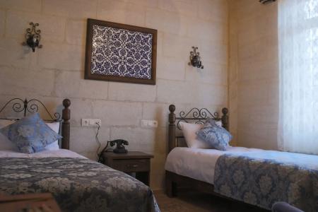 Caravanserai Inn - 9