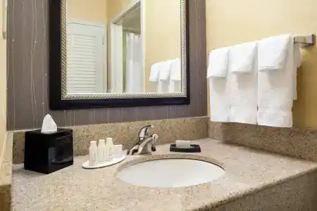 Courtyard by Marriott Denver Central Park - 50