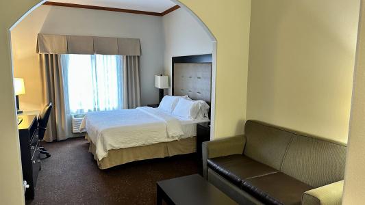 Holiday Inn Express Vancouver North - 49