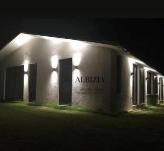 Albizia Boutique - 0