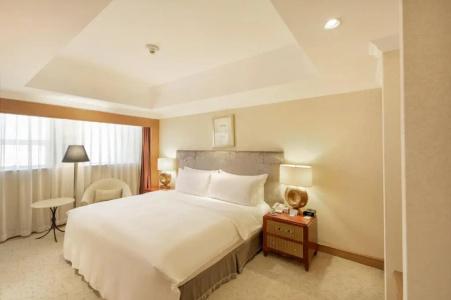Crowne Plaza Qingdao, an IHG - 80