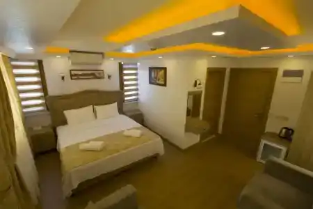Harbour Suites Old City - 71