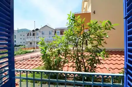 Villa Velzon Guesthouse - 35