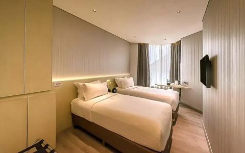 Ashley Wahid Hasyim Jakarta - 60