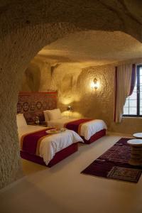 Hezen Cave - 71
