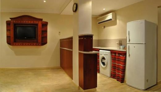 Al Liwan Suites - 106