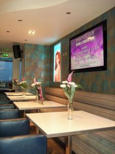 Legends - 17