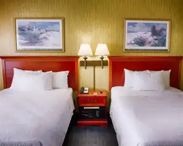 Holiday Inn Express & Suites Virginia Beach Oceanfront, An Ihg - 1
