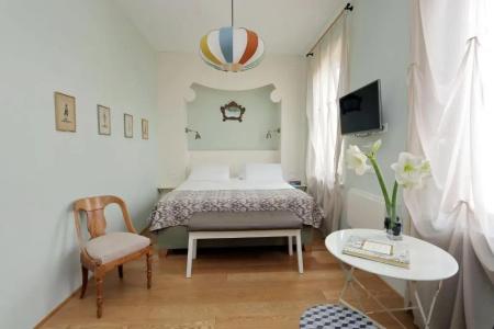 Rarity Suites - 65