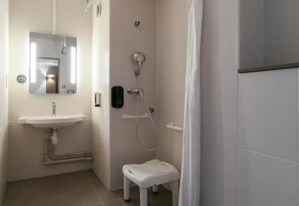 b&b hôTel Marseille Euromed - 32