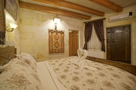 Safran Cave - 66