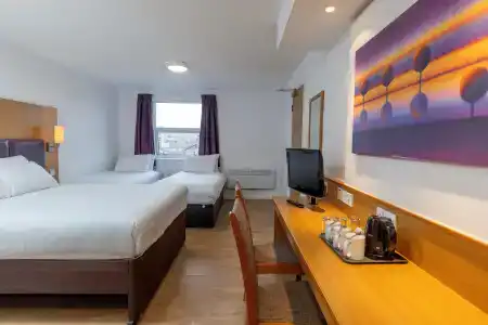 Embassy, Gateshead Newcastle, Sure Collection by Best Western - 3