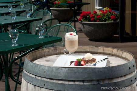Radisson Blu Vancouver Airport & Marina - 10