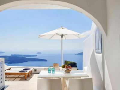 Astra Suites - 312
