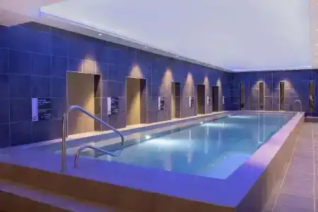 Du Roi & Spa By Sowell Collection - 40
