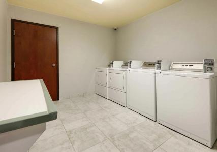 Hampton Inn & Suites Dallas-Arlington-South - 20