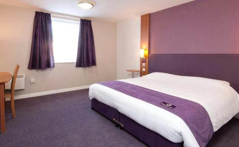 Premier Inn Euston - 14