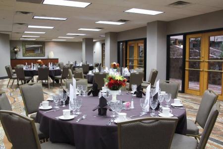 Embassy Suites by Hilton Will Rogers Airport - 31