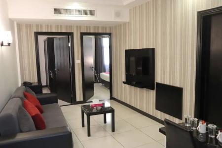 Easy Inn Suites - 24