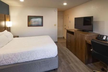 Best Western Plus Clocktower Inn - 113
