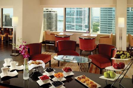 Swissotel Chicago - 10
