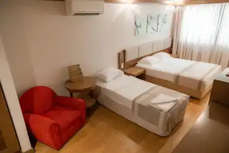 The Corner - 3