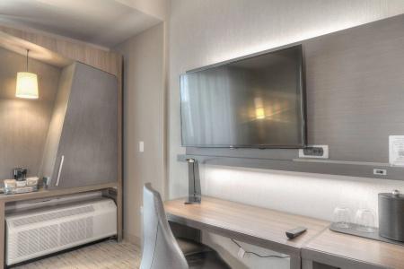 Courtyard by Marriott - 124