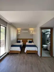 The Halcyon Rooms & Suites - 31