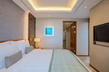 Lotte Yangon - 96